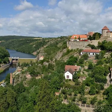 Ubytovani Na Hradbach *