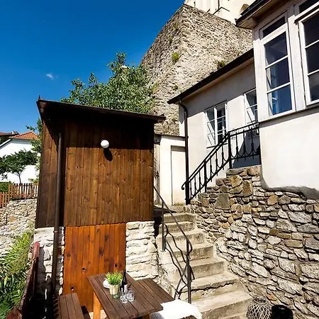 Ubytovani Na Hradbach *